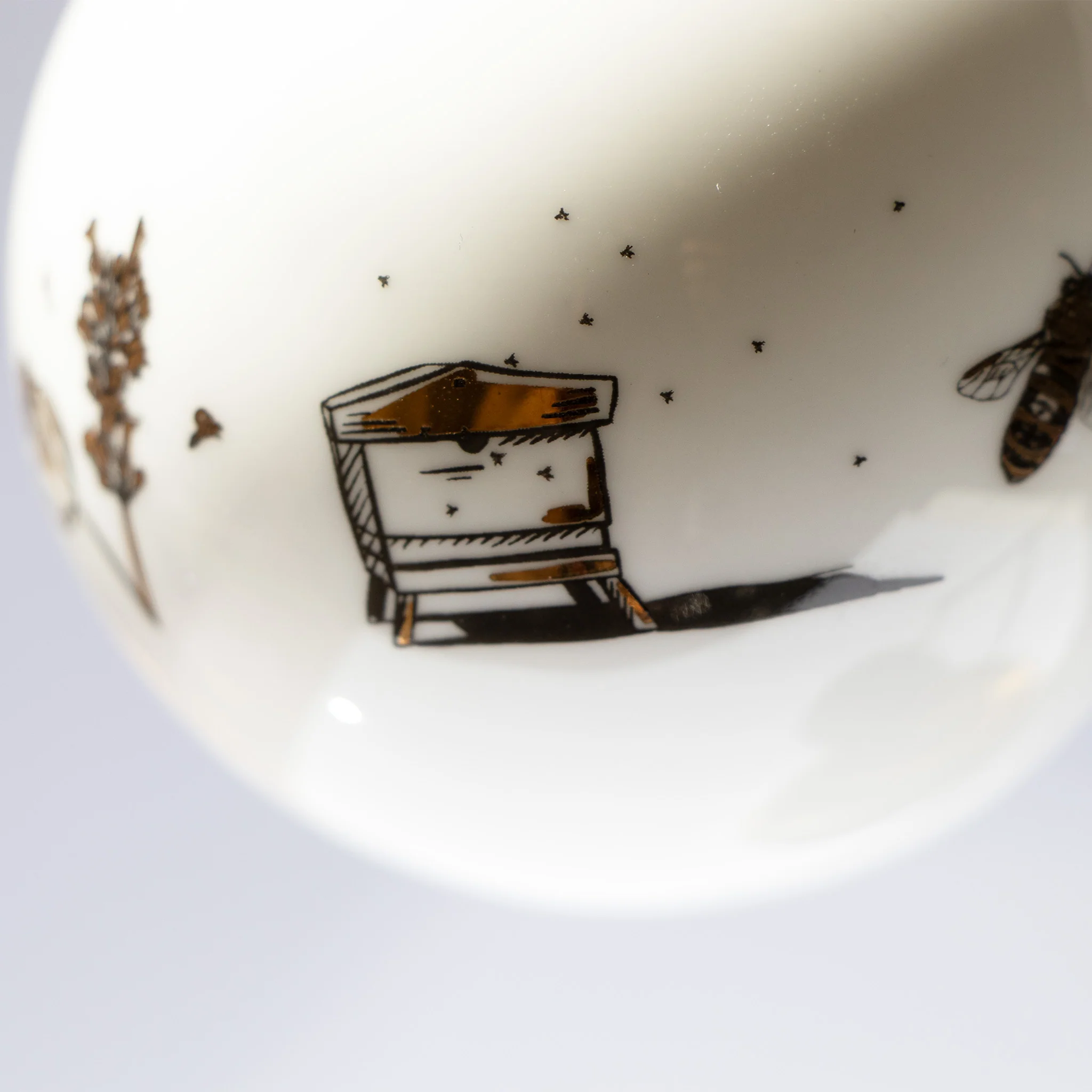 Bees at the Hall Bauble - Image 3
